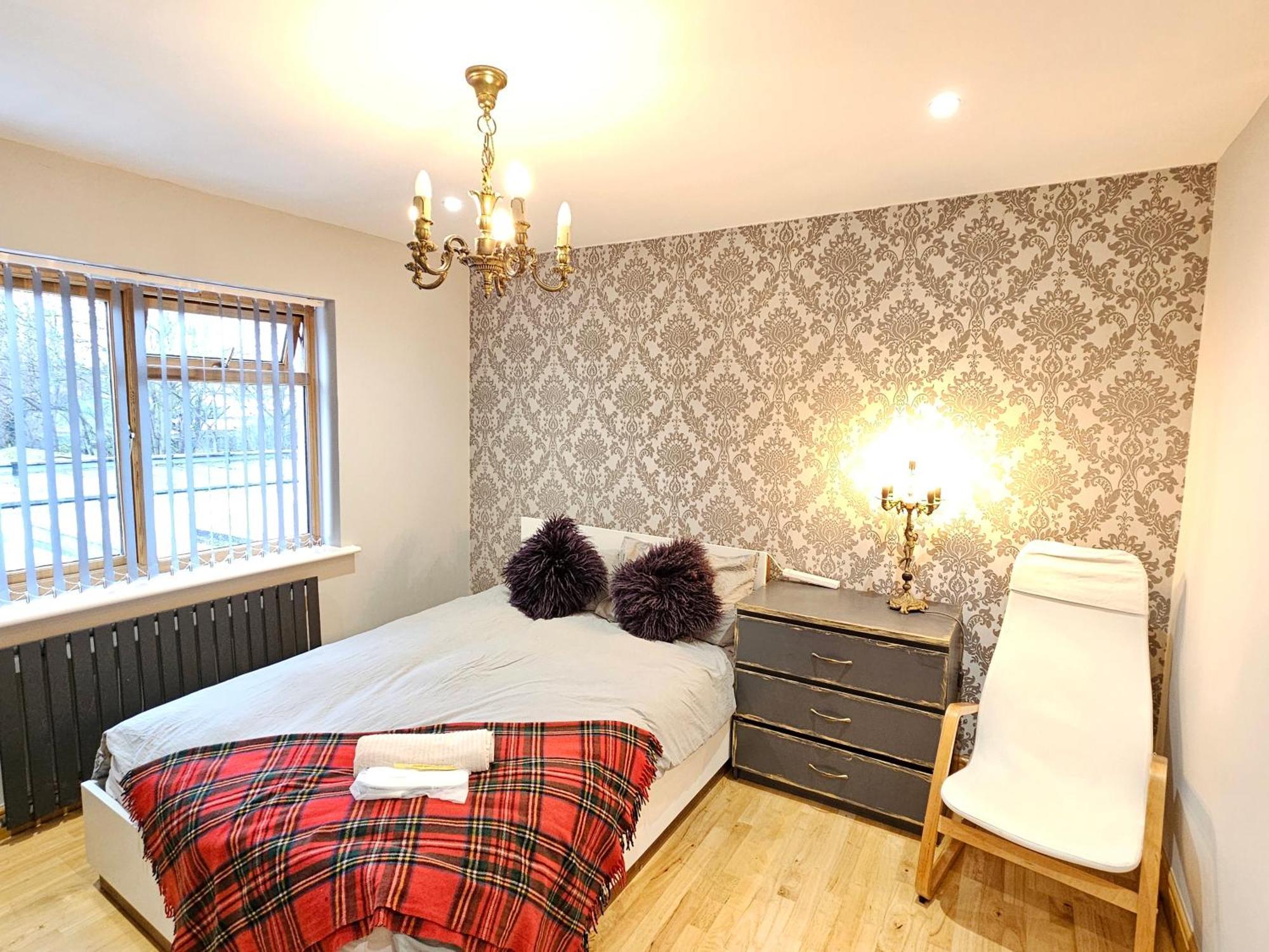 Beautiful Guest Rooms, Free Parking, 30Min Heathrow, 40Min Wembley, 60Min Central London Greenford  Exterior photo